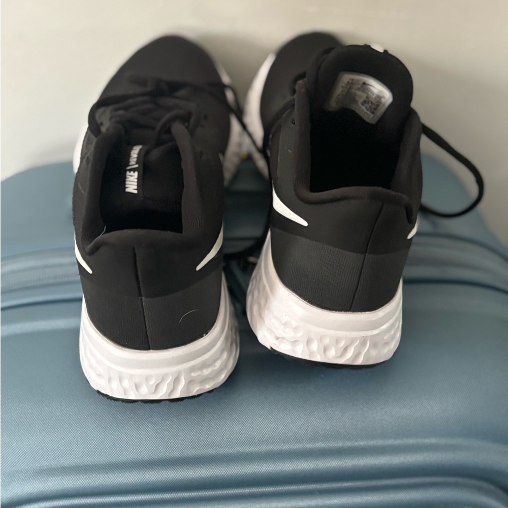 Nike Black and White Sneakers
